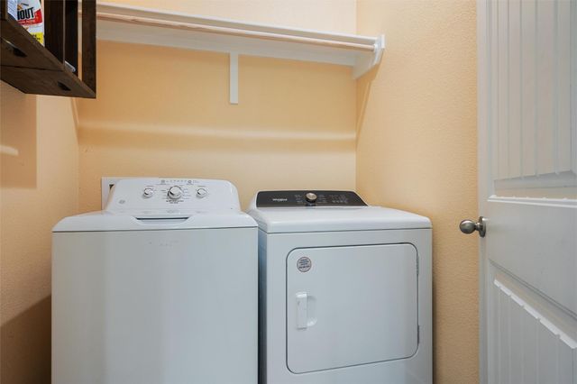 2569 Palm Drive, Port Bolivar, TX 77650