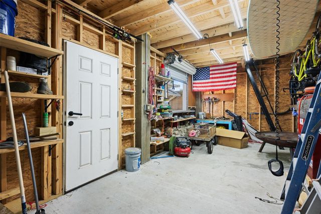 2569 Palm Drive, Port Bolivar, TX 77650