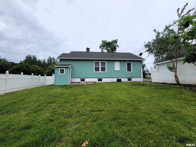 601 PEKIN Avenue, Creve Coeur, IL 61610