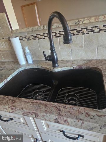 239 ABISHIRE WAY, Chambersburg, PA 17201