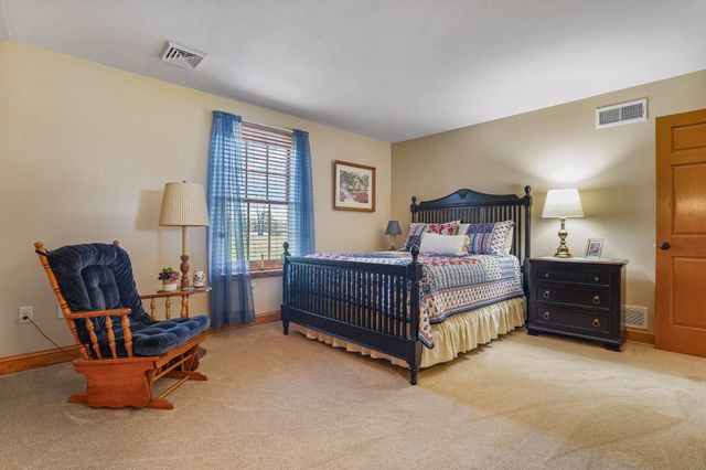 239 ABISHIRE WAY, Chambersburg, PA 17201