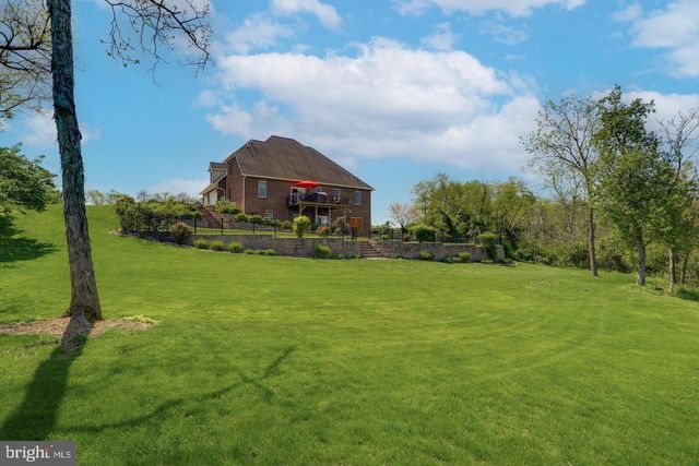 239 ABISHIRE WAY, Chambersburg, PA 17201