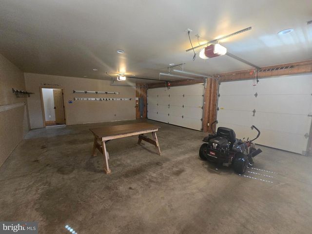 239 ABISHIRE WAY, Chambersburg, PA 17201