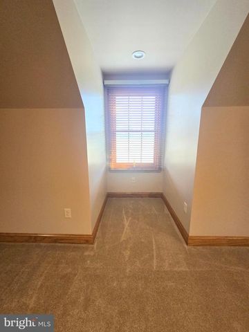 239 ABISHIRE WAY, Chambersburg, PA 17201