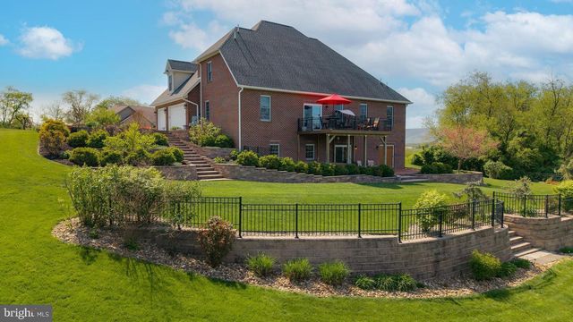 239 ABISHIRE WAY, Chambersburg, PA 17201