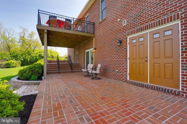 239 ABISHIRE WAY, Chambersburg, PA 17201