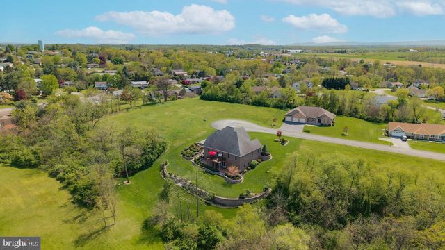 239 ABISHIRE WAY, Chambersburg, PA 17201