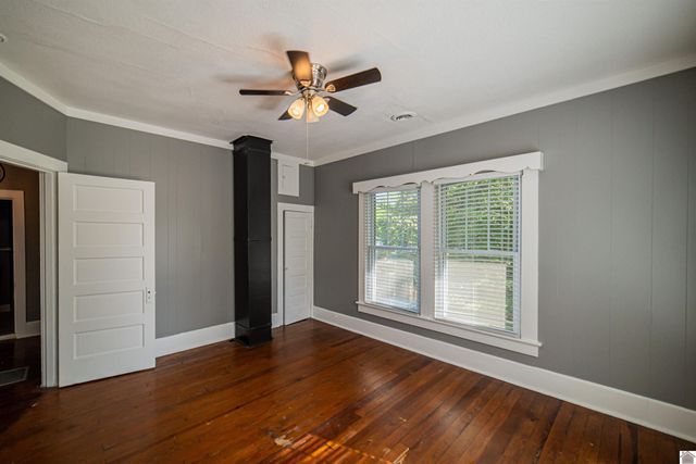 3515 Central Avenue, Paducah, KY 42001
