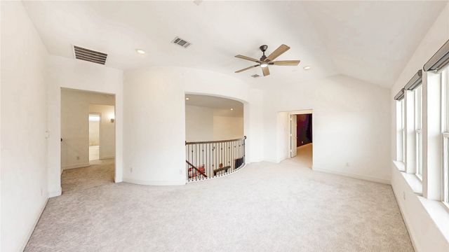 2001 Newton Lane, Mckinney, TX 75071
