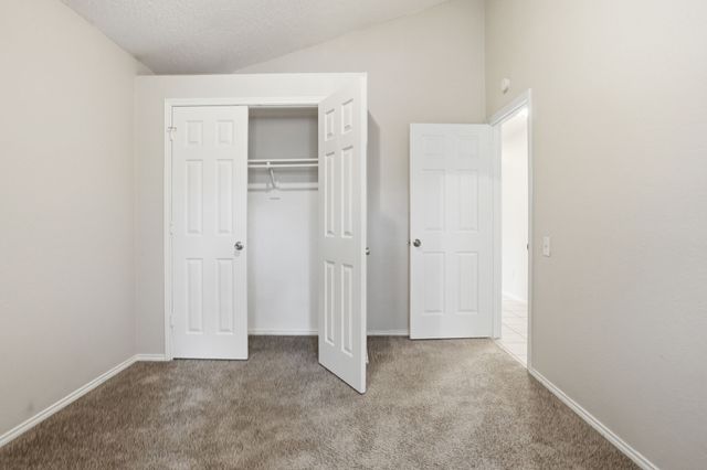 5316 Signal Peak Drive, Arlington, TX 76017
