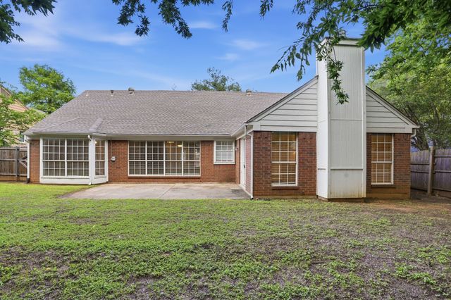 5316 Signal Peak Drive, Arlington, TX 76017