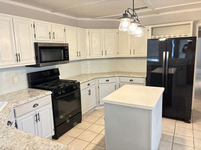 5316 Signal Peak Drive, Arlington, TX 76017