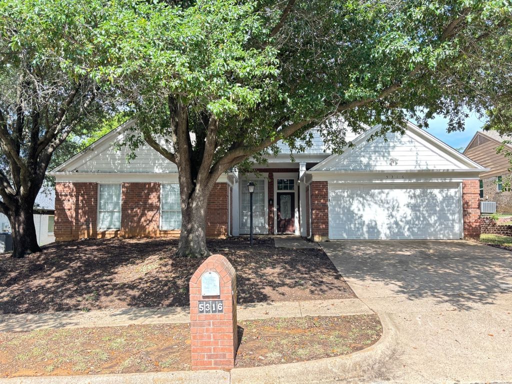 5316 Signal Peak Drive, Arlington, TX 76017