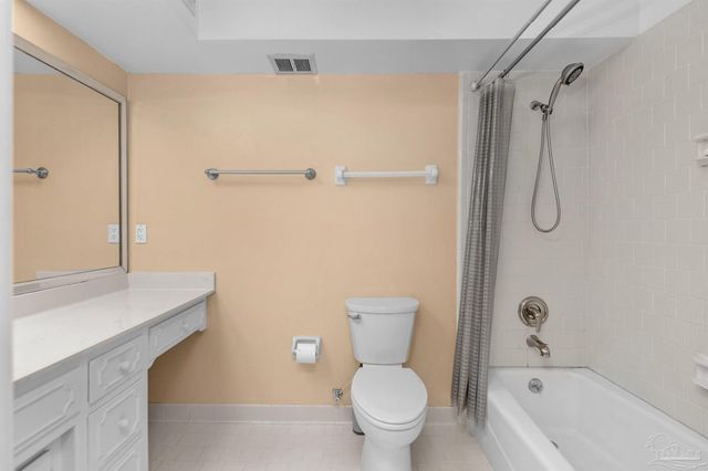 333 S 61st Ave 8, Pensacola, FL 32506