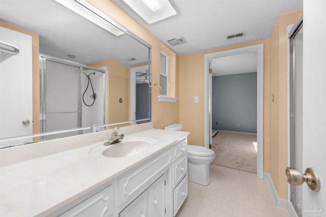 333 S 61st Ave 8, Pensacola, FL 32506