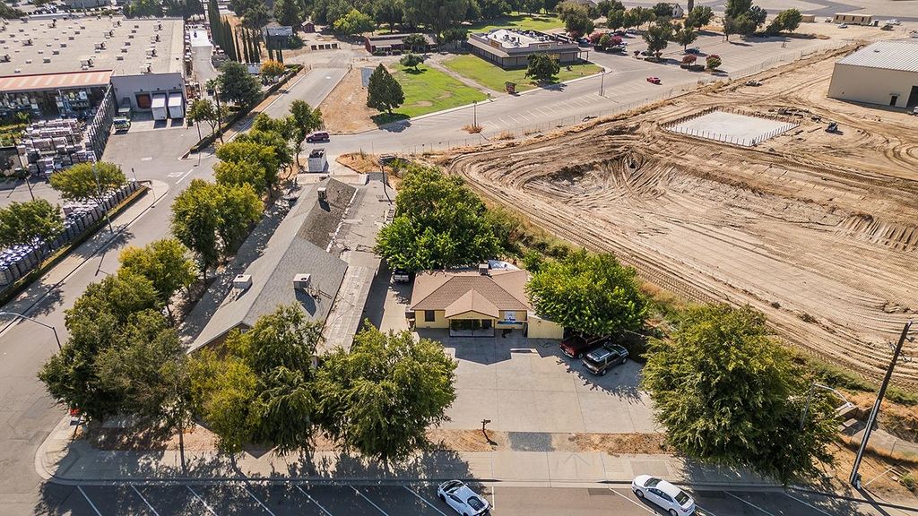 3185 Highland Avenue, Selma, CA 93662
