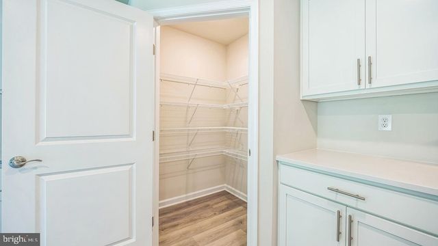 223 HUNTINGTON DR, Egg Harbor Twp, NJ 08234