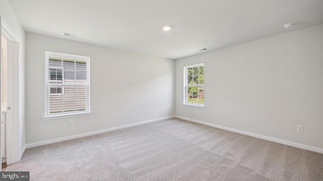 223 HUNTINGTON DR, Egg Harbor Twp, NJ 08234