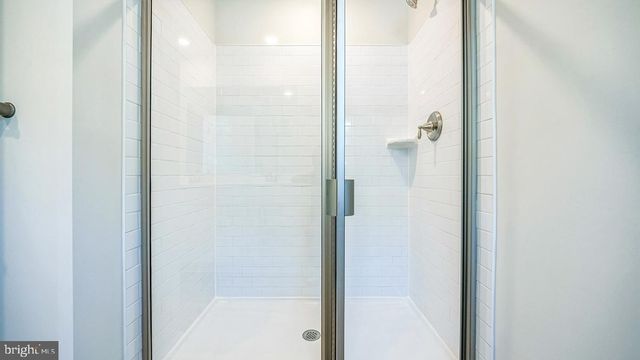 223 HUNTINGTON DR, Egg Harbor Twp, NJ 08234