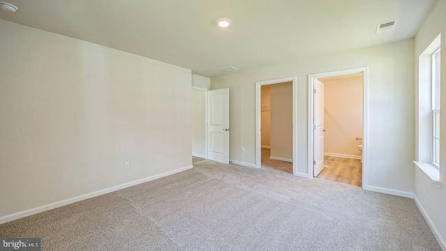 223 HUNTINGTON DR, Egg Harbor Twp, NJ 08234