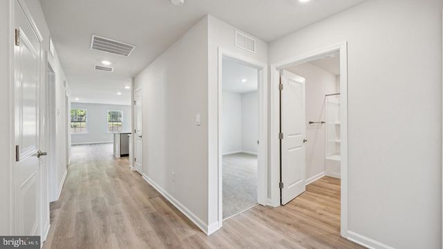 223 HUNTINGTON DR, Egg Harbor Twp, NJ 08234