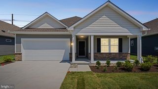 223 HUNTINGTON DR, Egg Harbor Twp, NJ 08234