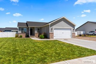 3867 E Hyrum Drive, Idaho Falls, ID 83401