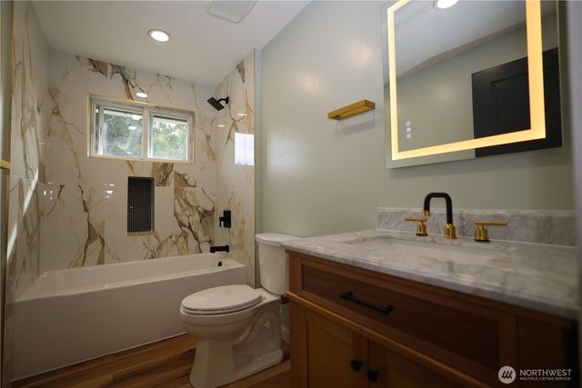 13422 22nd Avenue S, Seatac, WA 98168