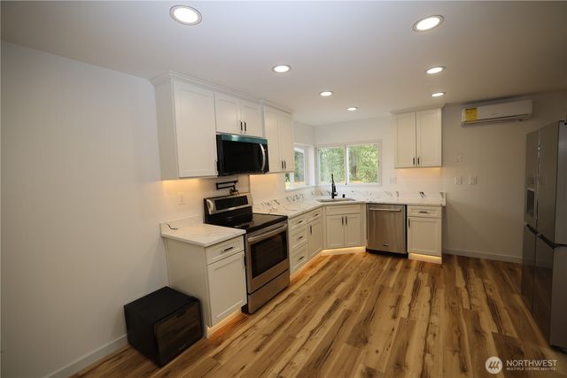 13422 22nd Avenue S, Seatac, WA 98168