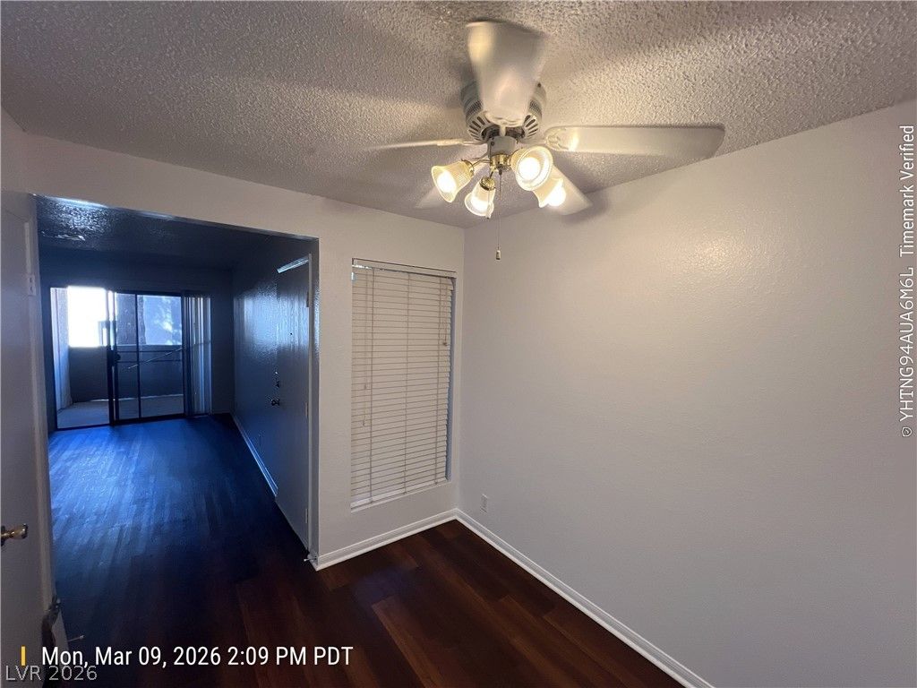 Image 8 of property listing at 3151 Soaring Gulls Drive 1158, Las Vegas, NV 89128