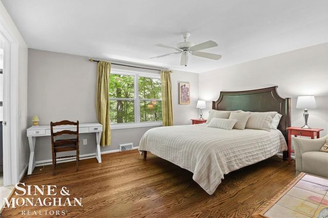 22636 King Richard Court, Beverly Hills, MI 48025