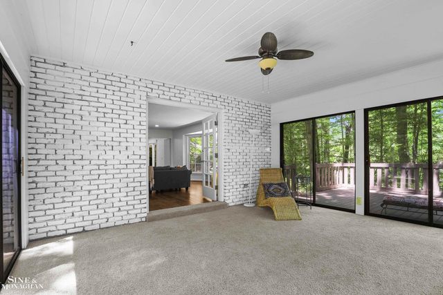 22636 King Richard Court, Beverly Hills, MI 48025