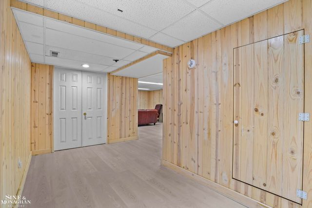 22636 King Richard Court, Beverly Hills, MI 48025