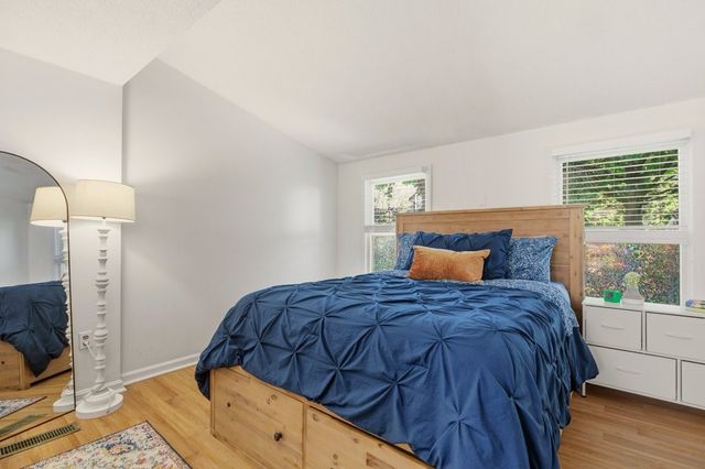 85 Highland Avenue, Portsmouth, RI 02871
