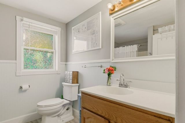 85 Highland Avenue, Portsmouth, RI 02871