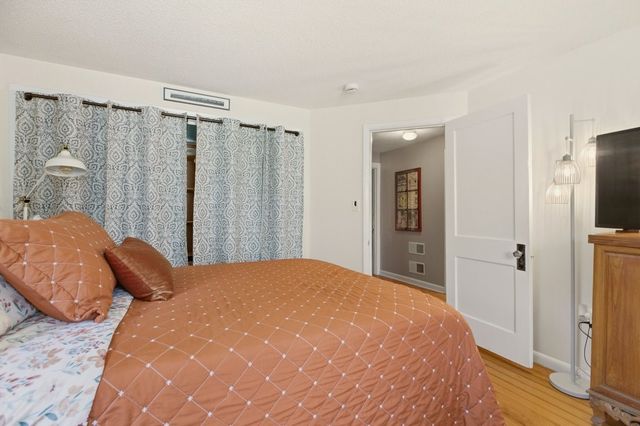 85 Highland Avenue, Portsmouth, RI 02871