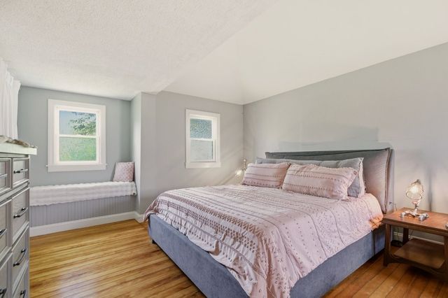 85 Highland Avenue, Portsmouth, RI 02871