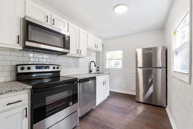 2778 Grasmere Avenue, Columbus, OH 43211