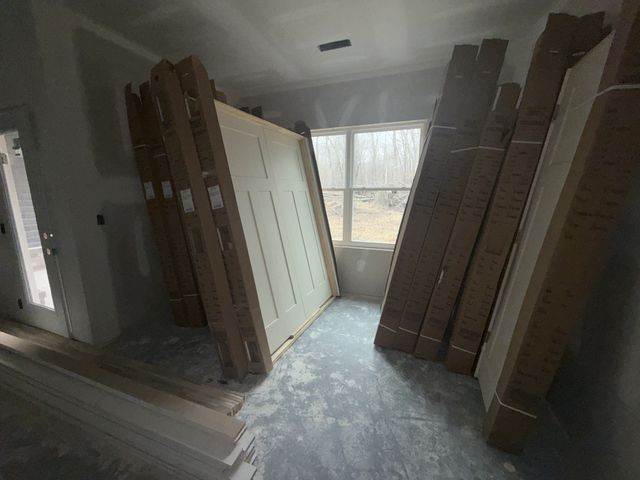 670 N Ballard Rd, Manchester, TN 37355