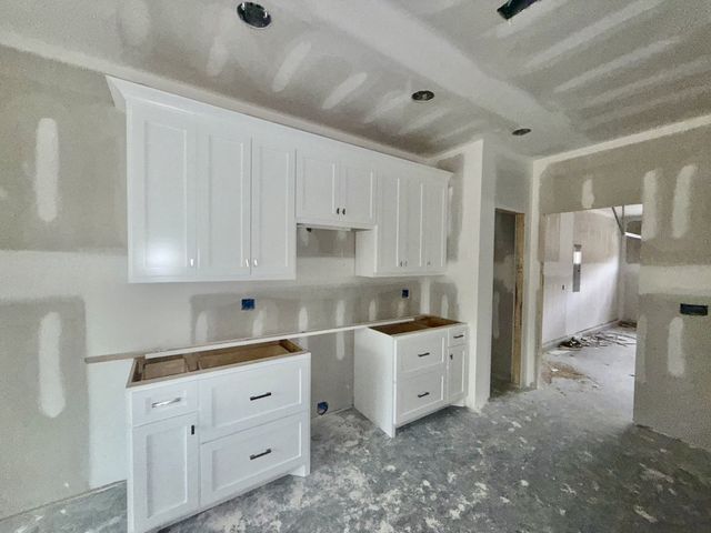 670 N Ballard Rd, Manchester, TN 37355