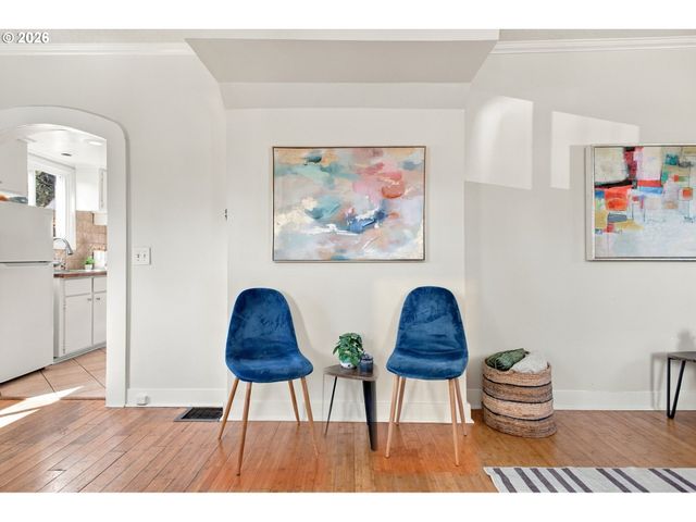 63 Ne BALDWIN St, Portland, OR 97211