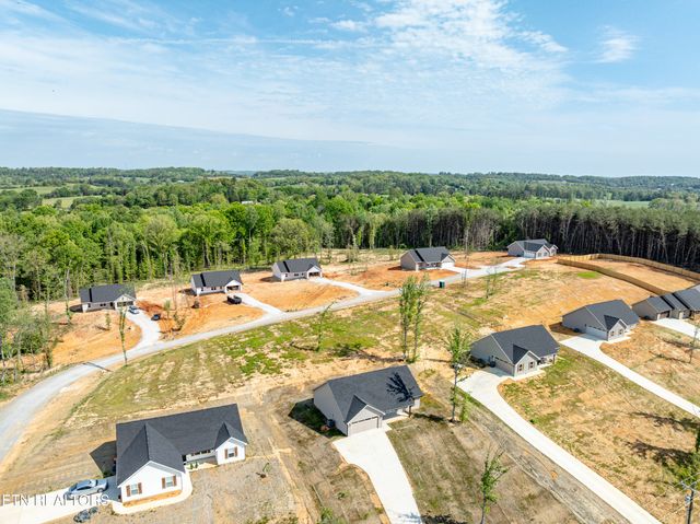 6105 Lanier Rd, Maryville, TN 37801