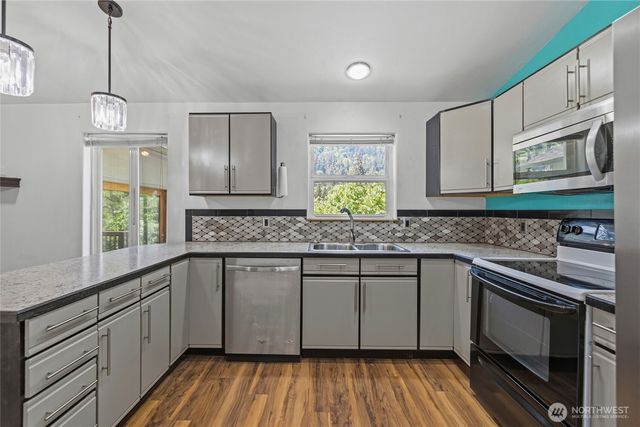 460 Lakeside Drive, Sedro Woolley, WA 98284