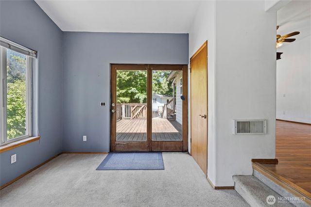460 Lakeside Drive, Sedro Woolley, WA 98284