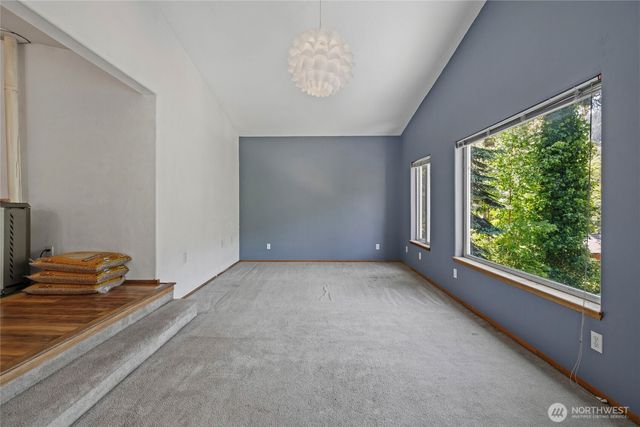 460 Lakeside Drive, Sedro Woolley, WA 98284