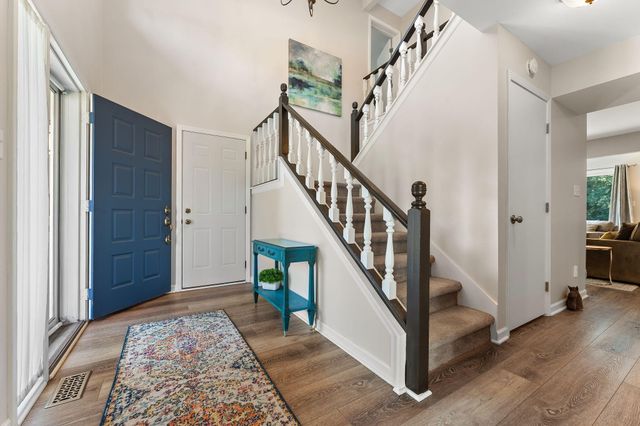 8748 Durbin Lane, Crown Point, IN 46307