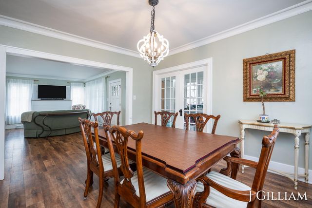 587 S Shore Drive, Holland, MI 49423