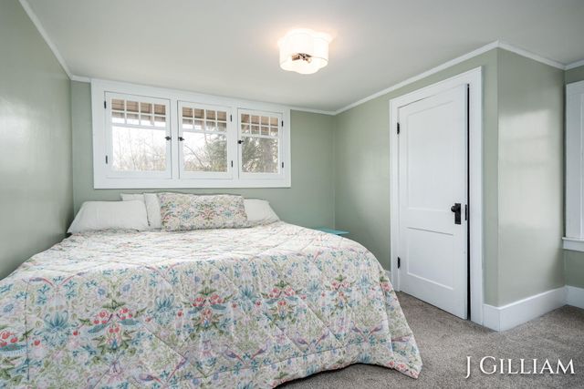 587 S Shore Drive, Holland, MI 49423