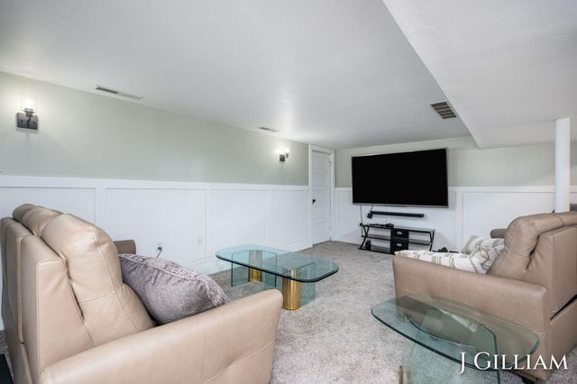 587 S Shore Drive, Holland, MI 49423