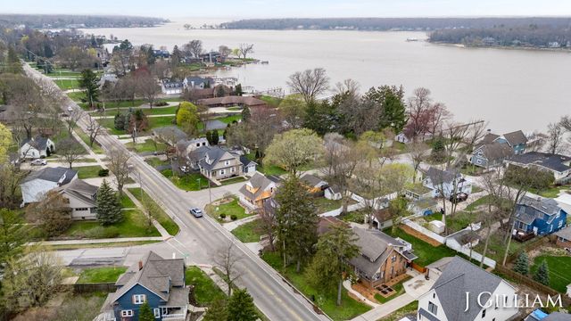 587 S Shore Drive, Holland, MI 49423